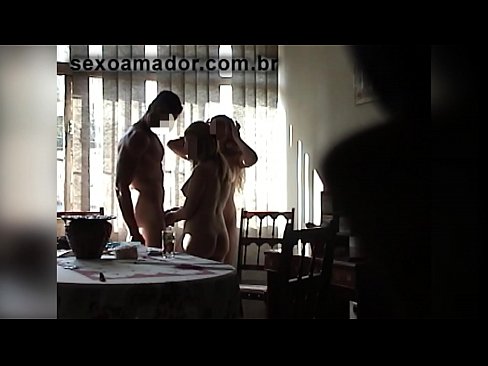 ❤️ געשלעכט פרענדז פאַרבעטן אַ ריז מענטש און אַ דרייסאַם מיט אים ❤❌ פאַקינג ביי אונדז yi.pinkporno.ru ﹏